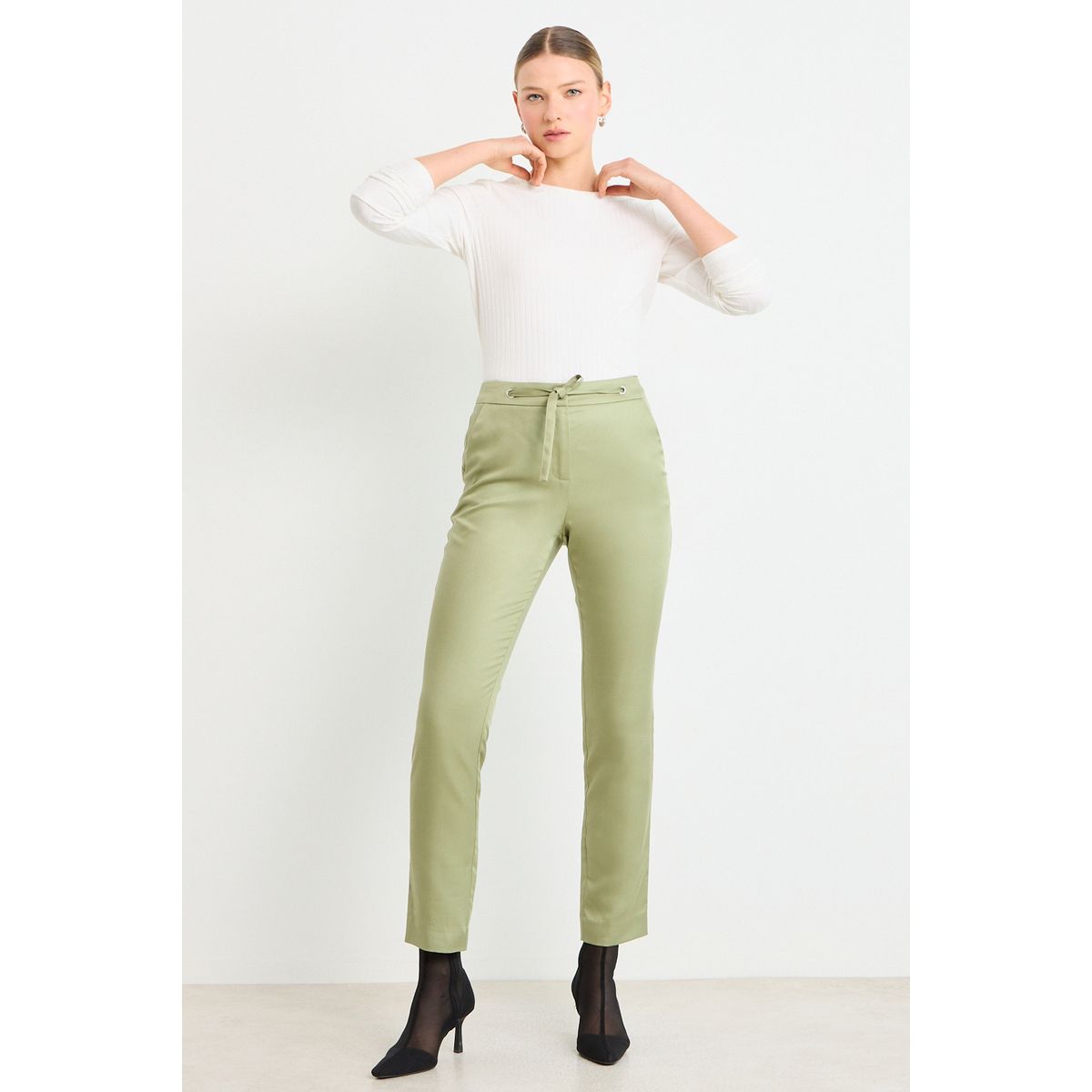 ASH - Pantalon Liso Mujer Verde Oliva Ash