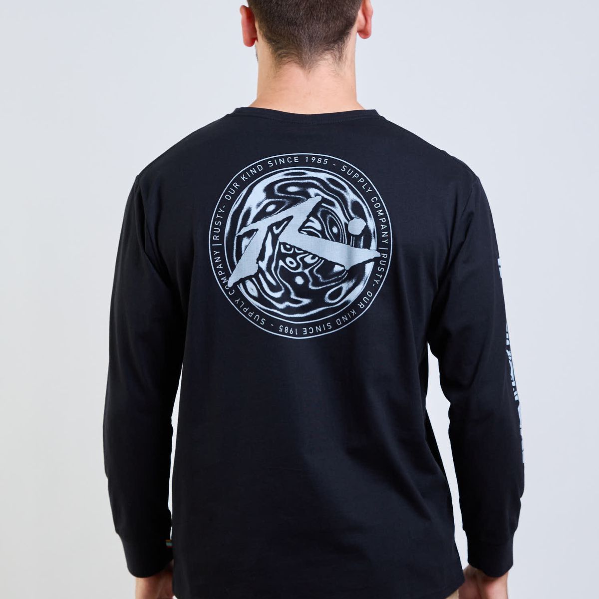 RUSTY - Polera ML Space Lava Negro Hombre Rusty
