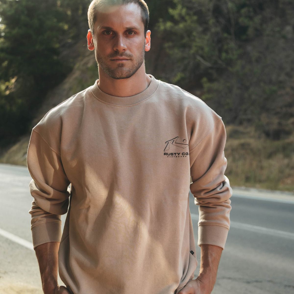 RUSTY - Poleron CR Rusty Lines Crew Beige Hombre Rusty