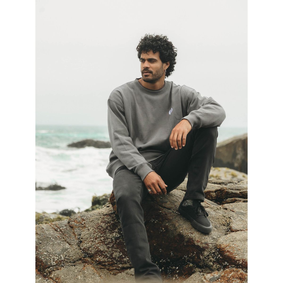 VOLCOM - Poleron CR Oversize Logo Embroidery Gris Hombre Volcom