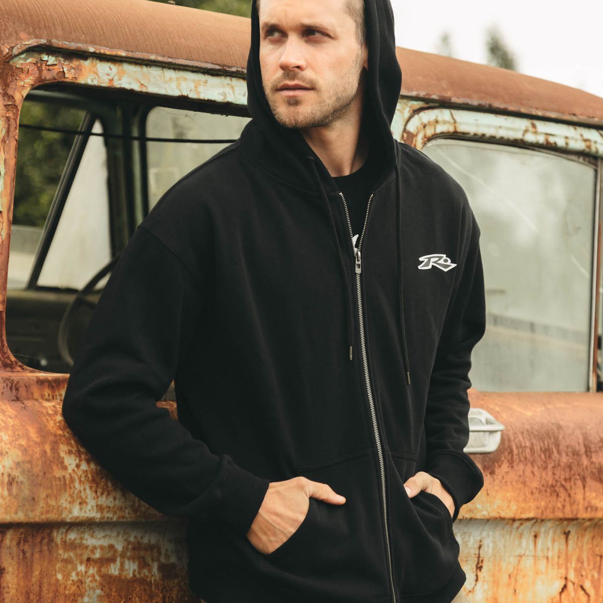 RUSTY - Poleron FZ Graff R Zip Negro Hombre Rusty