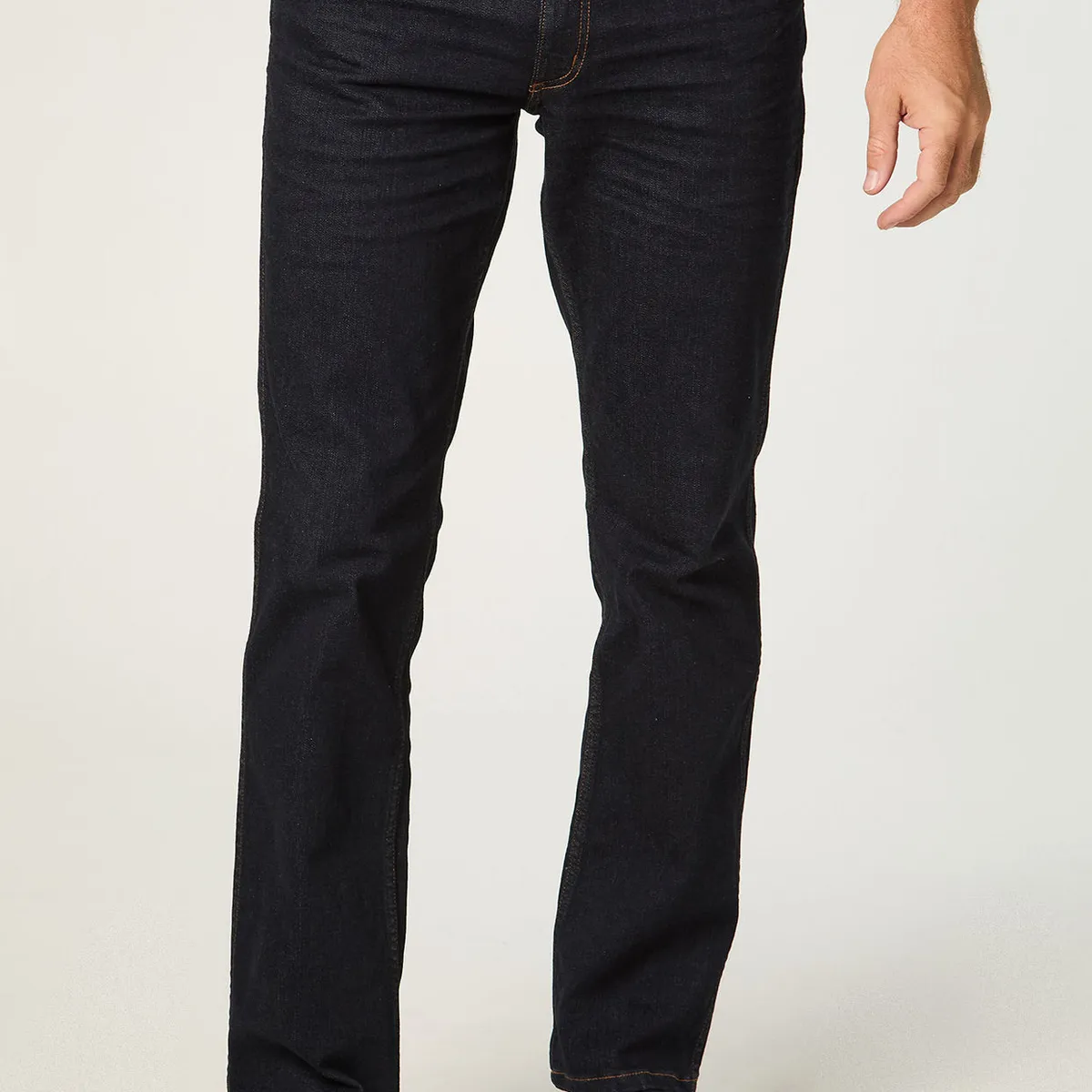 WRANGLER - Jeans Hombre Greensboro Straight Tiro Medio Azul Oscuro