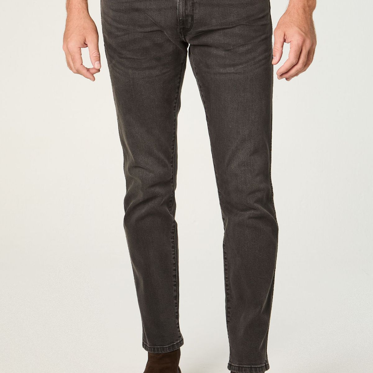 WRANGLER - Jeans Hombre Larston Slim Tiro Medio Negro