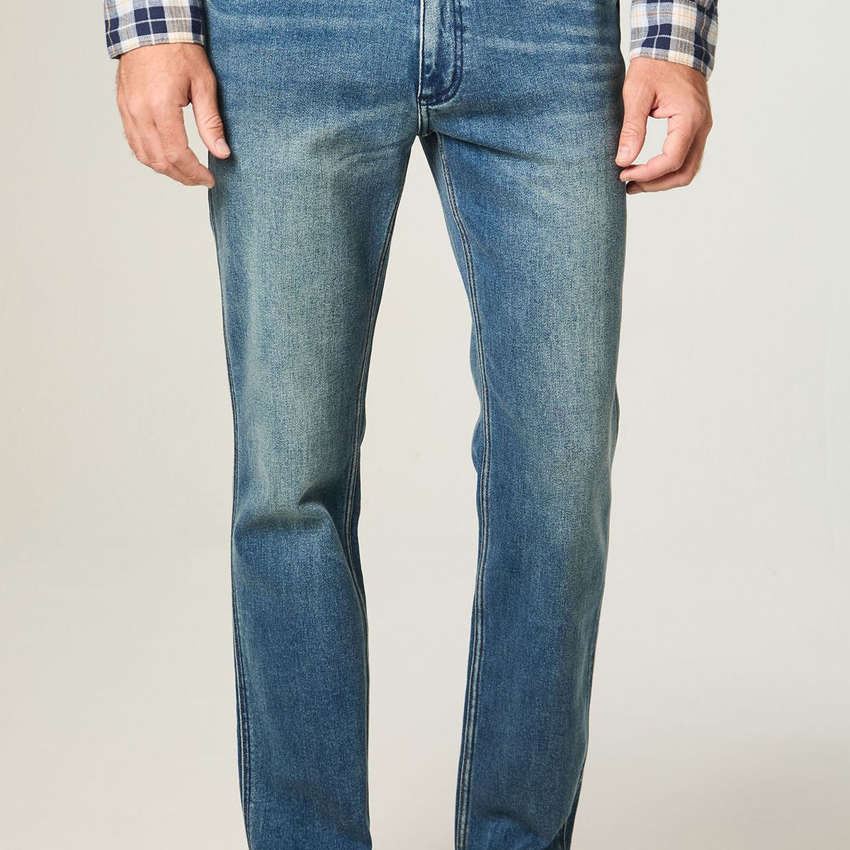 WRANGLER - Jeans Hombre Greensboro Straight Tiro Medio Azul