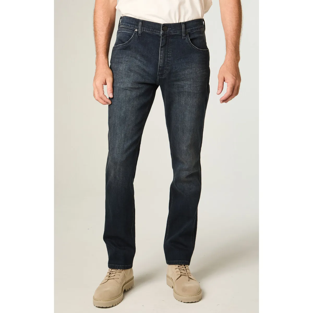 WRANGLER - Jeans Hombre Greensboro Straight Tiro Medio Azul