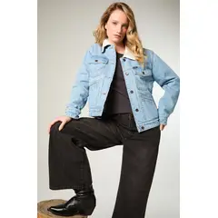 WRANGLER - Jeans Mujer World Wide Relaxed Tiro Medio Negro