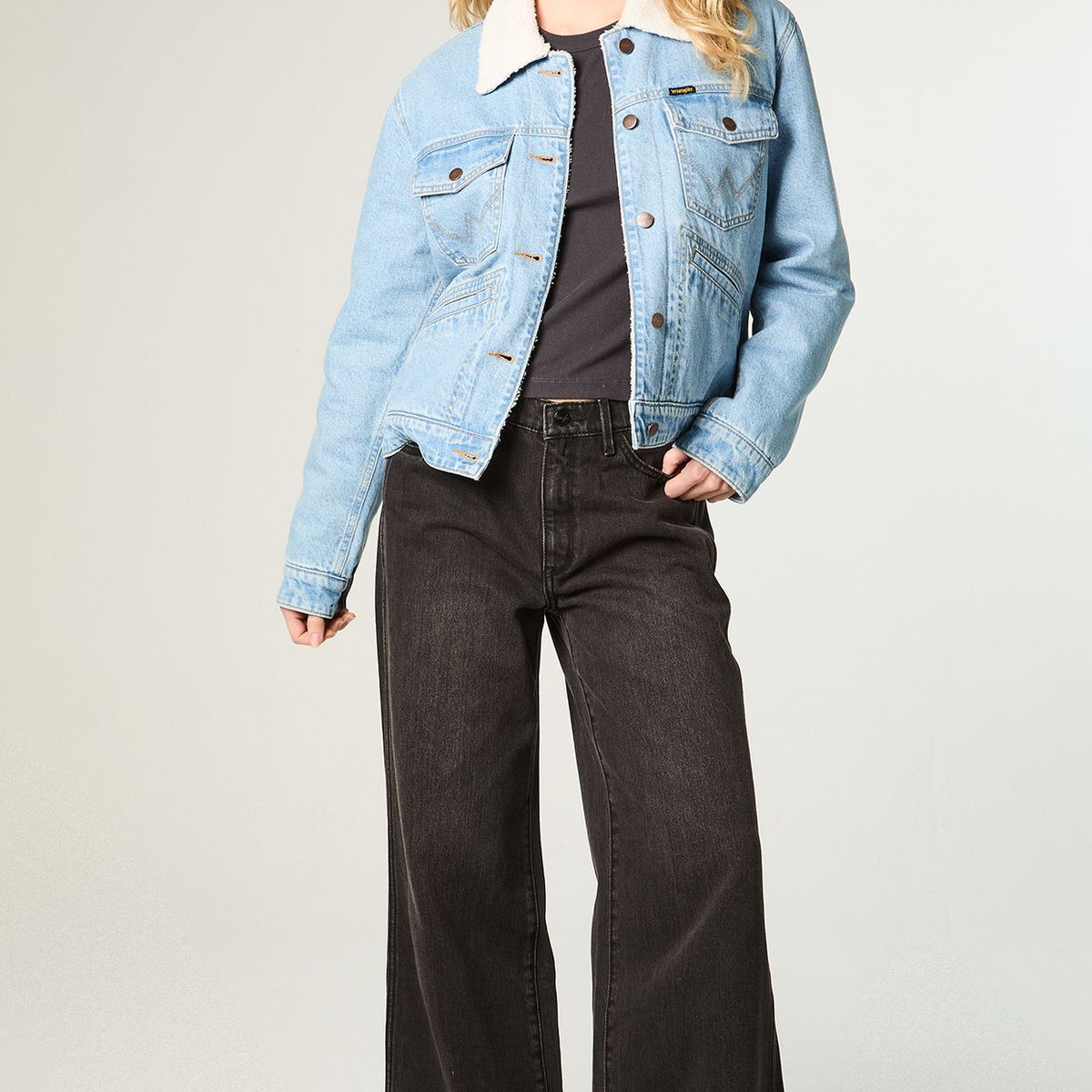 WRANGLER - Jeans Mujer World Wide Relaxed Tiro Medio Negro