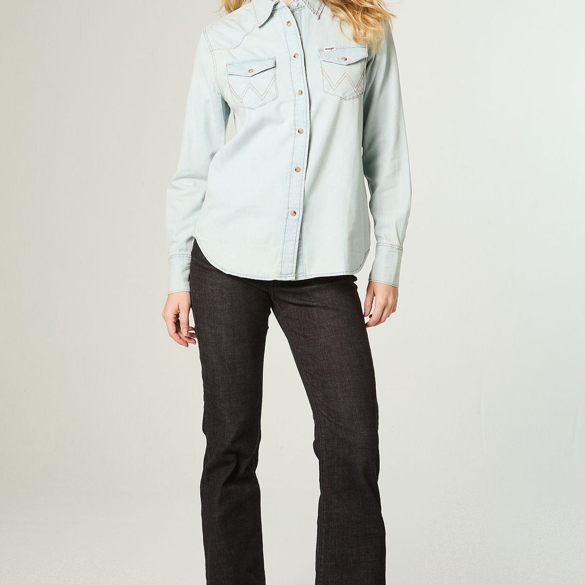 WRANGLER - Jeans Mujer Retro Boot Cut Mid Rise Negro