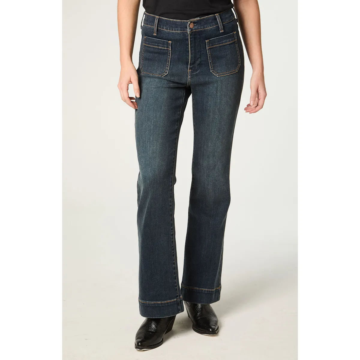 WRANGLER - Jeans Mujer Retro Boot Cut Mid Rise Azul Oscuro