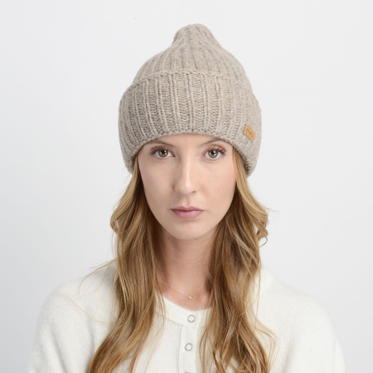 O'NEILL - BEANIE LILY CAFÉ