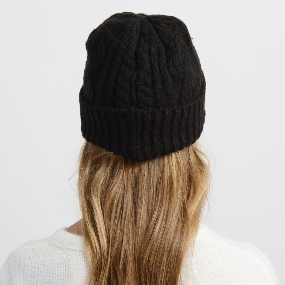 O'NEILL - BEANIE AVA NEGRO