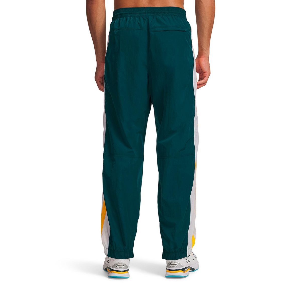 UNDER ARMOUR - Jogger UA Icon Woven Track Verde Hombre UNDER ARMOUR