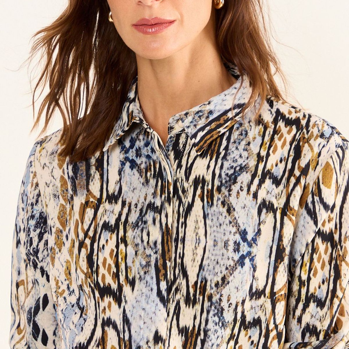 MA GRIFFE - Blusa Camisera Estampada Mujer Crudo Magriffe