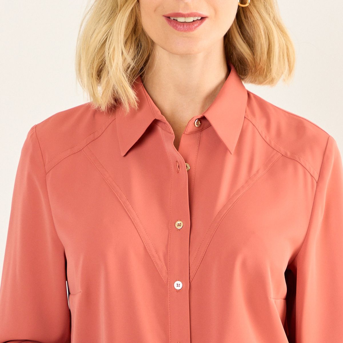MA GRIFFE - Blusa Camisera Cortes Mujer Terracota Magriffe