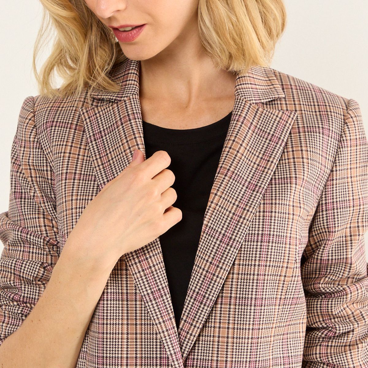MA GRIFFE - Blazer Diseño Cuadrille Mujer Café Magriffe