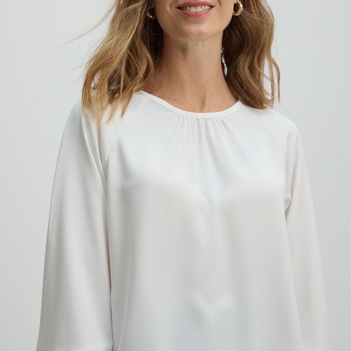 MA GRIFFE - Blusa Cuello Redondo Mujer Crudo Magriffe