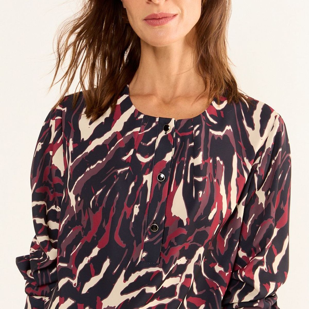 MA GRIFFE - Blusa Cuello Redondo Estampada Mujer Negro Magriffe