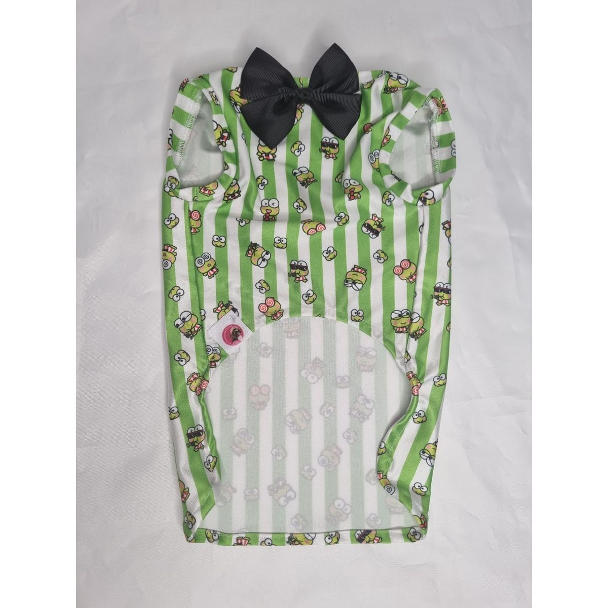 EL MUNDO DE EMMA - Polera mascota animada líneas verde talla M