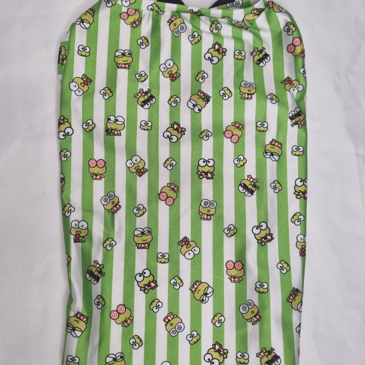 EL MUNDO DE EMMA - Polera mascota animada líneas verde talla M