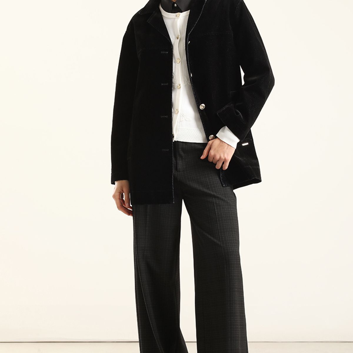 LIOLA - Chaqueton Gabardina Efecto Terciopelo, Negro Liola