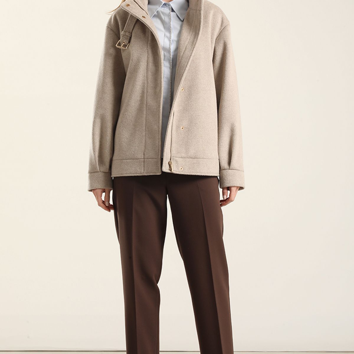 LIOLA - Chaqueta Bomber, Muflon Fantasia Beige Liola