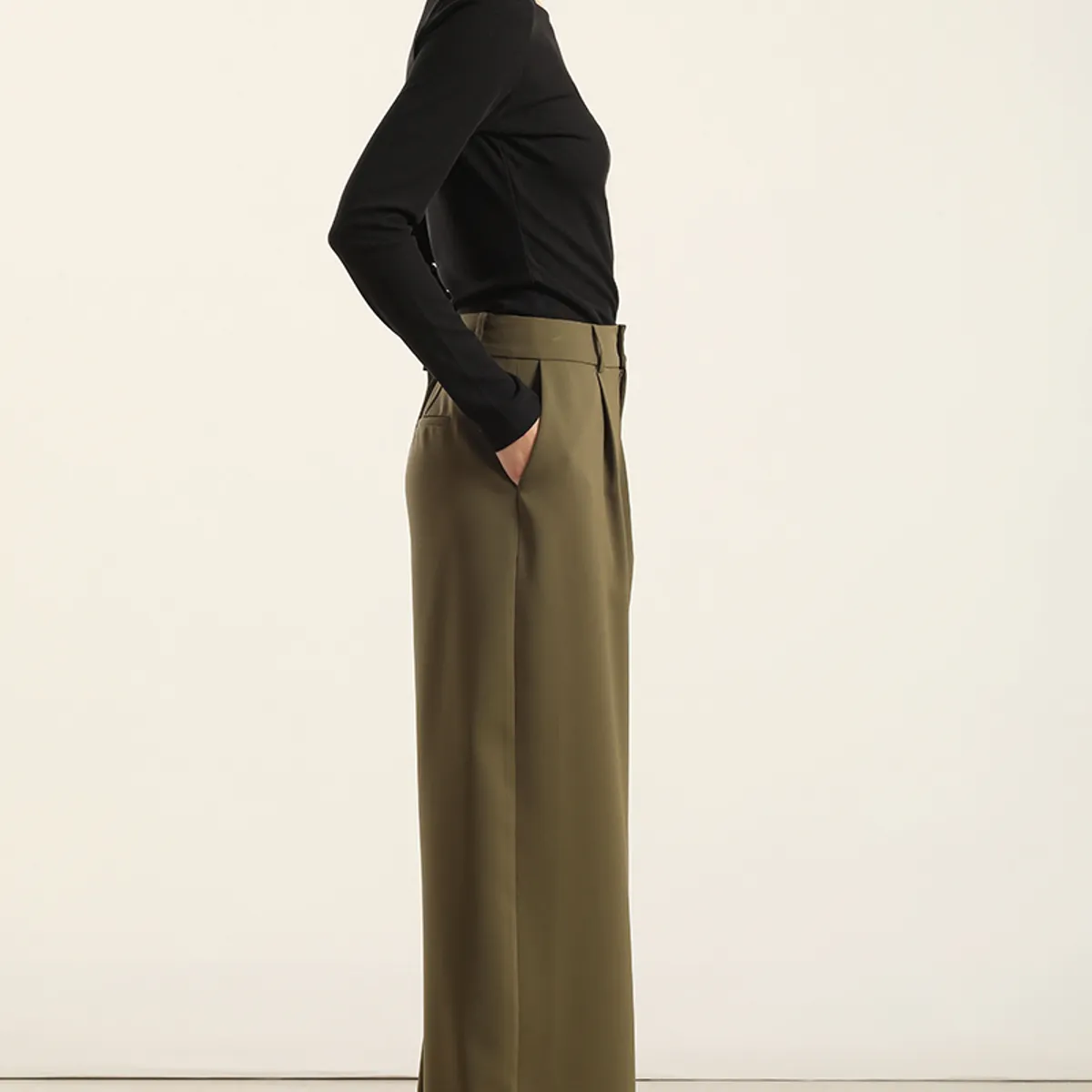 LIOLA - Pantalon Ancho Con Pinza, Militar Liola