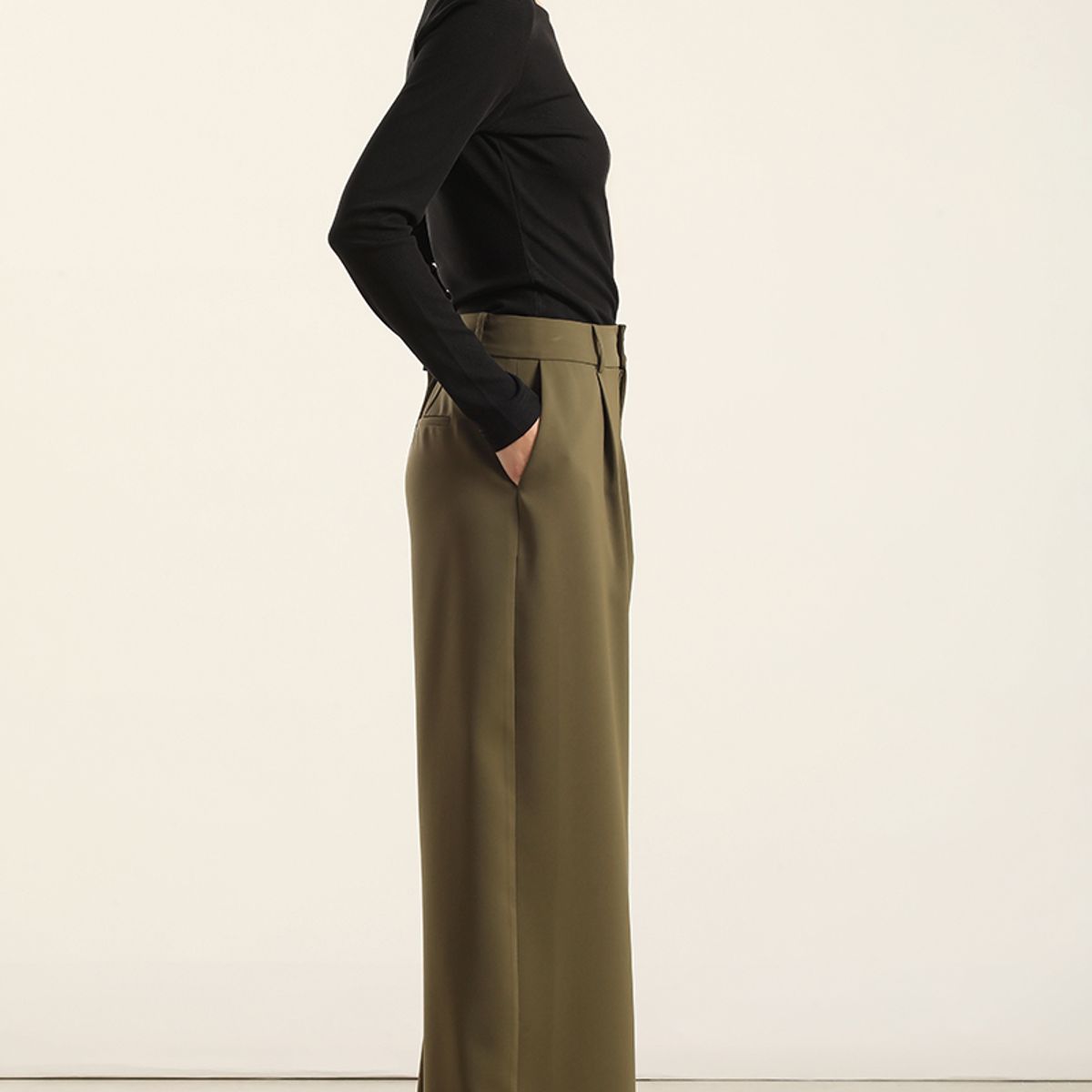 LIOLA - Pantalon Ancho Con Pinza, Militar Liola