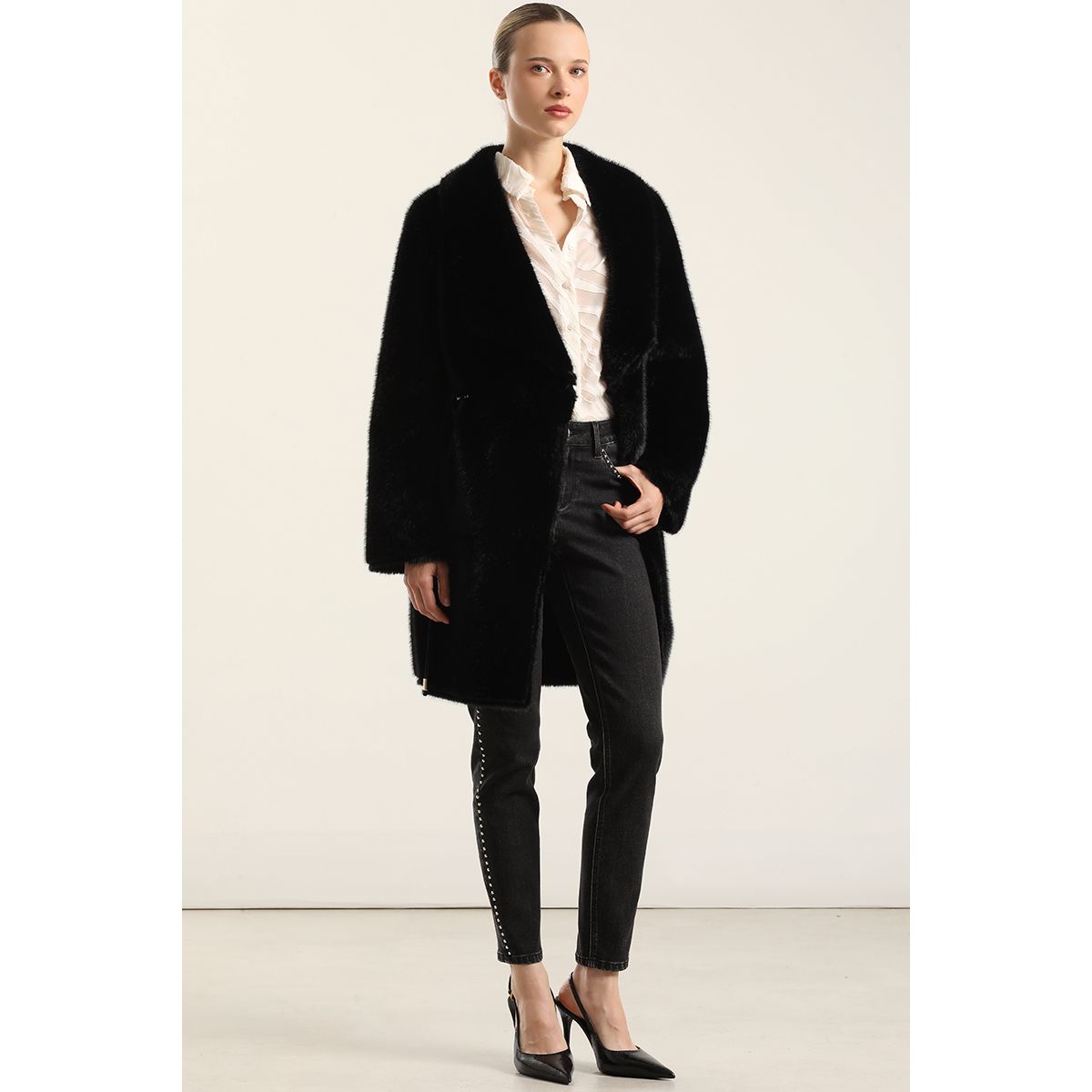 LIOLA - Abrigo Reversible, Efecto Piel, Negro Liola