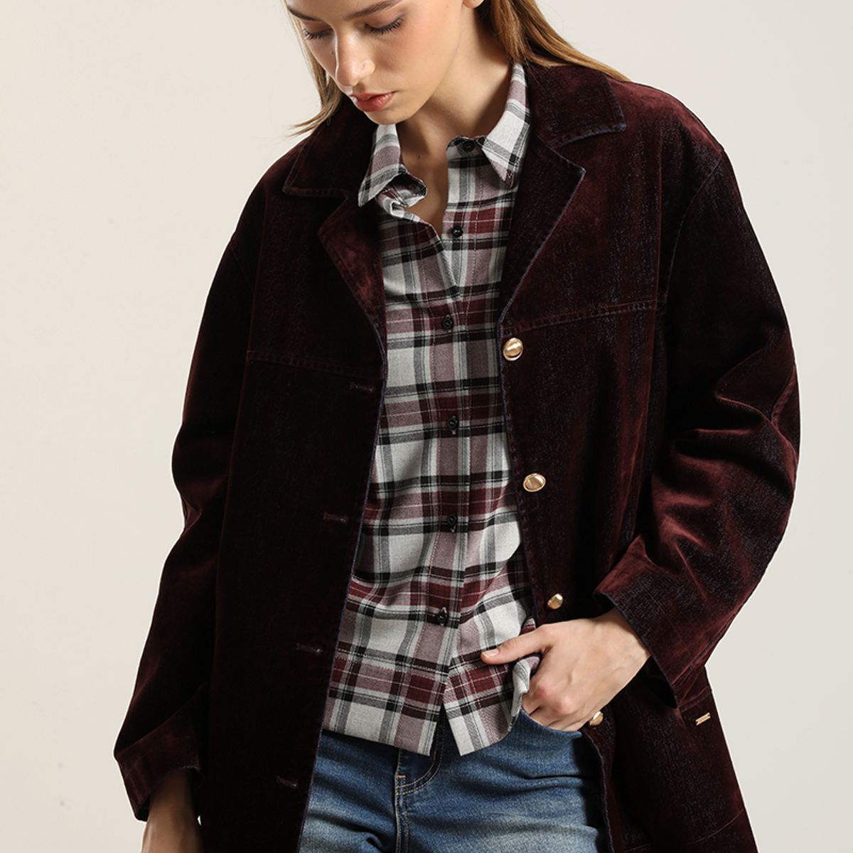 LIOLA - Chaqueton Gabardina Efecto Terciopelo, Chocolate Liola