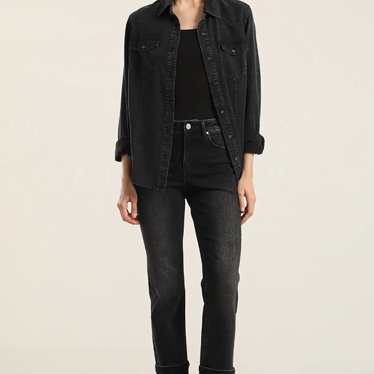 LIOLA - Jeans Slim, Negro Liola