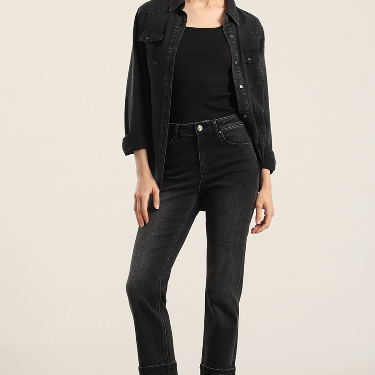 LIOLA - Jeans Slim, Negro Liola