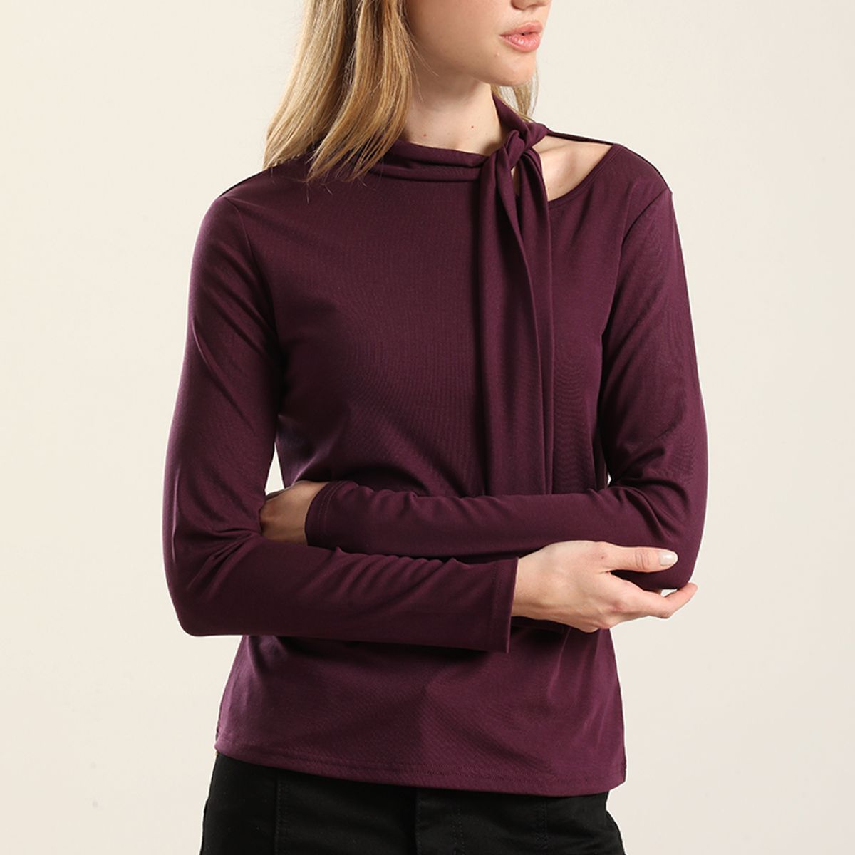 LIOLA - Top Cuello Fantasia Lazada, Ciruela Liola