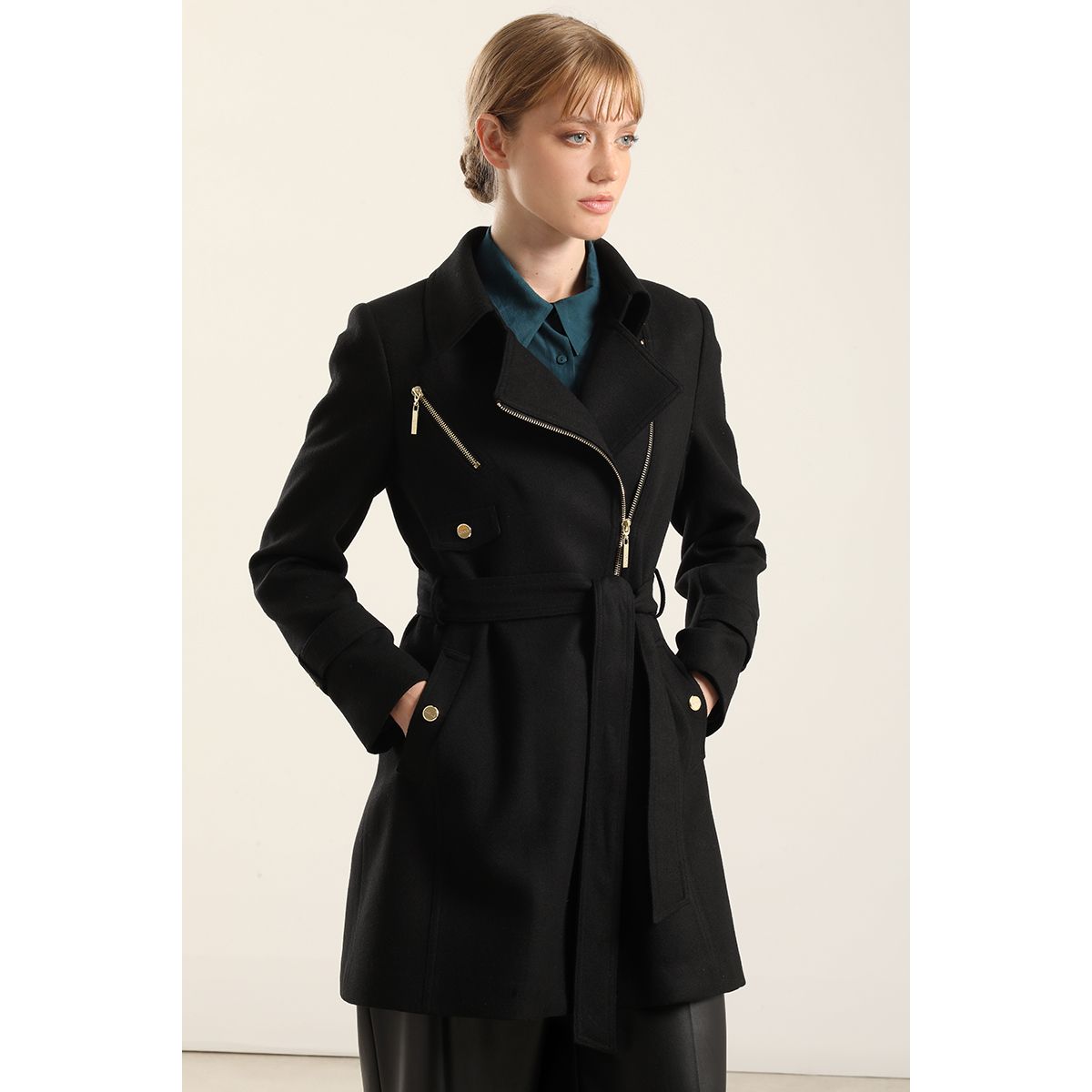 LIOLA - Abrigo Biker, Muflon Negro Liola