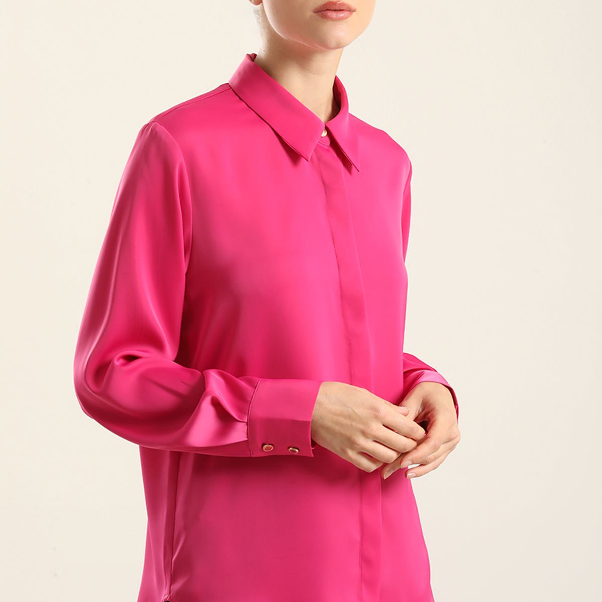 LIOLA - Blusa Basica Satin Opaco, Fucsia Liola
