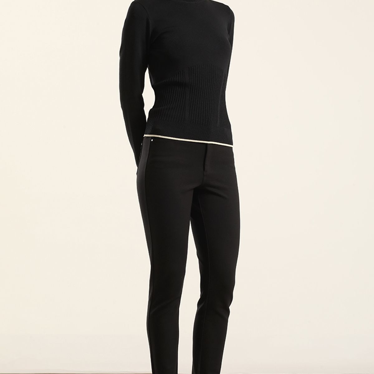 LIOLA - Jersey Punto Basico, Contratono, Negro Liola