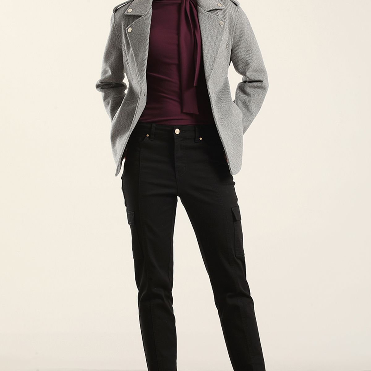 LIOLA - Chaqueta Biker Muflon Fantasia, Gris Liola
