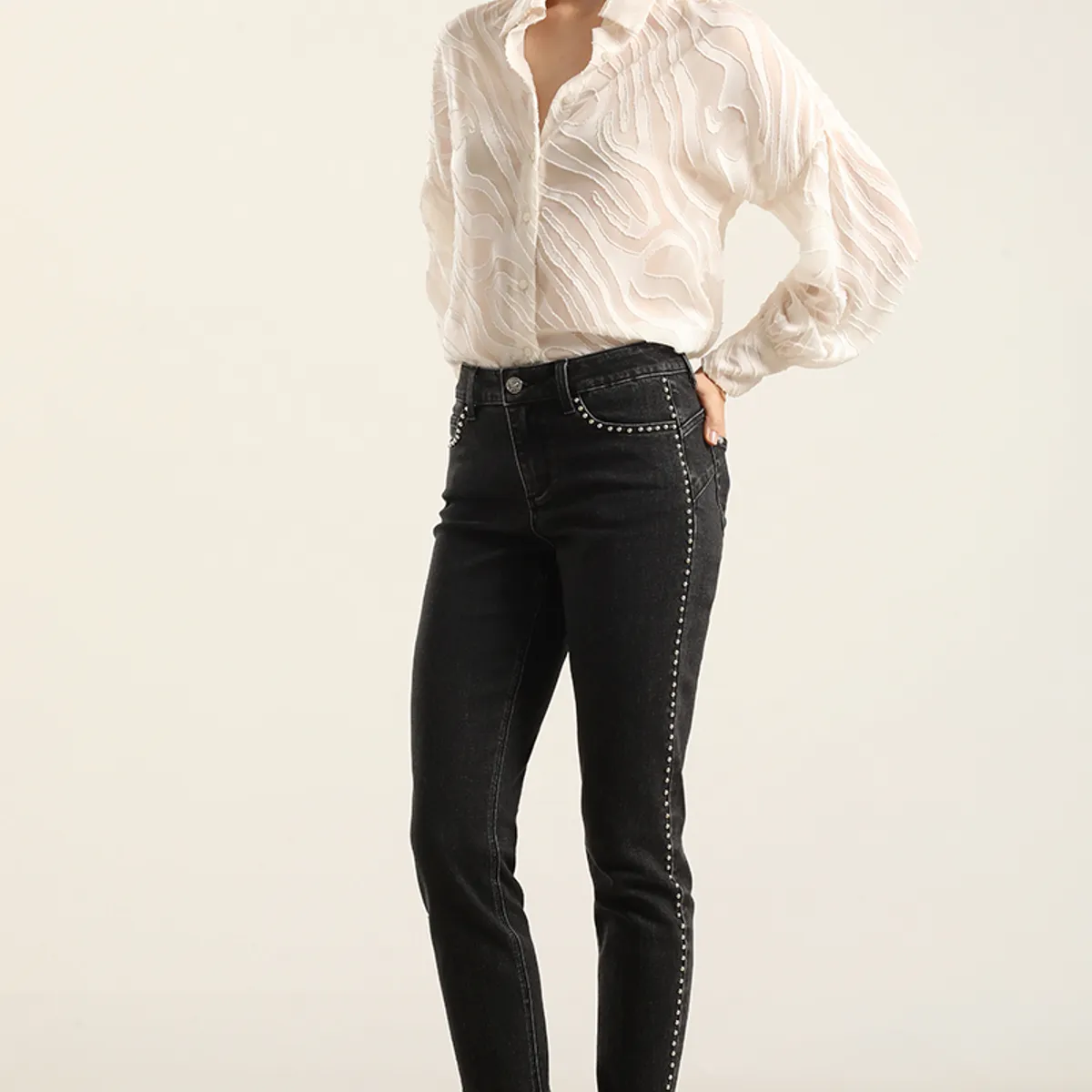 LIOLA - Blusa Fantasia Cebra Semitransparente, Beige Liola