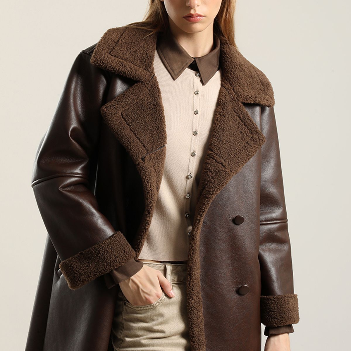 LIOLA - Chaqueton Efecto Cuero Piel,Chocolate Liola