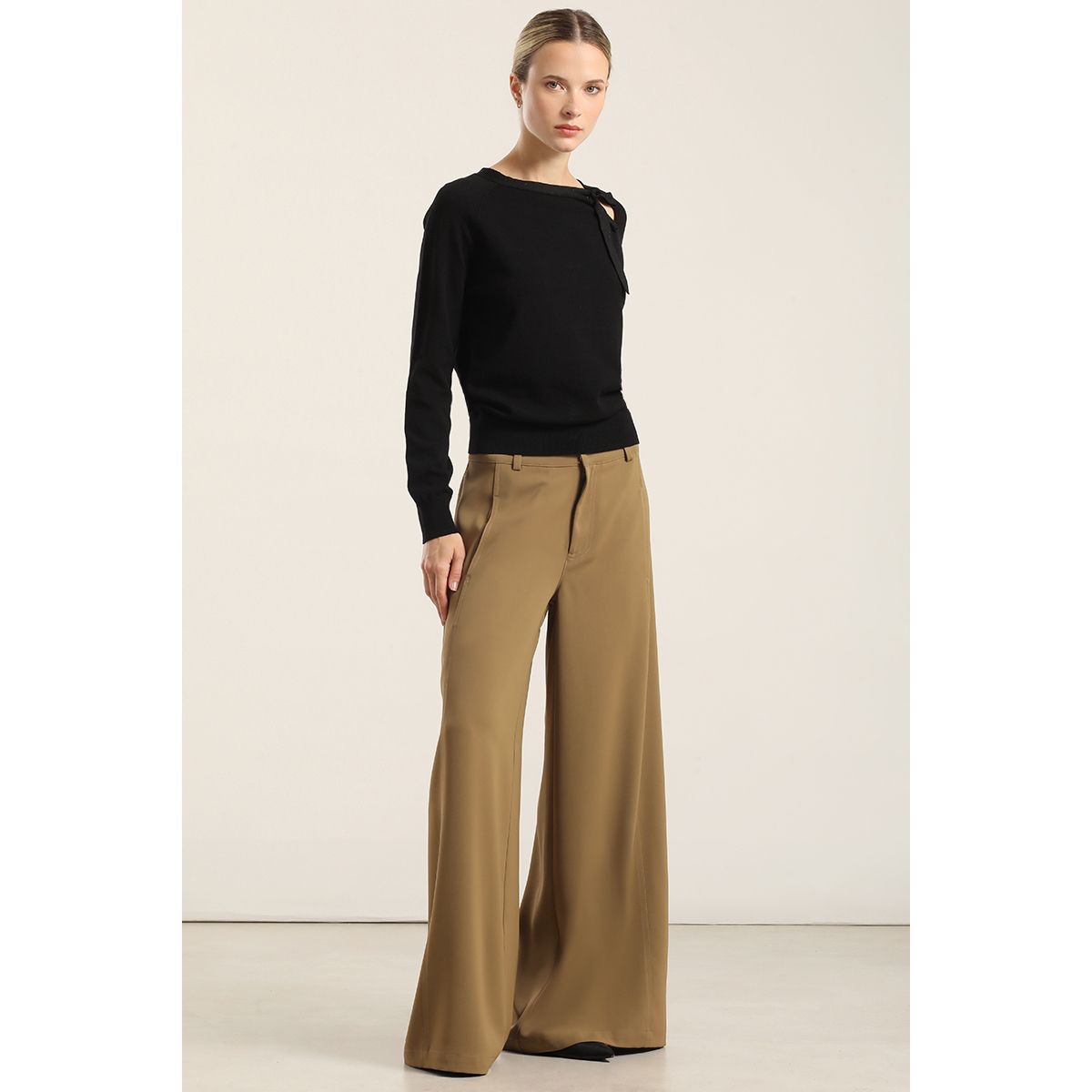 LIOLA - Pantalon Ancho, Tiro Alto, Camel Liola