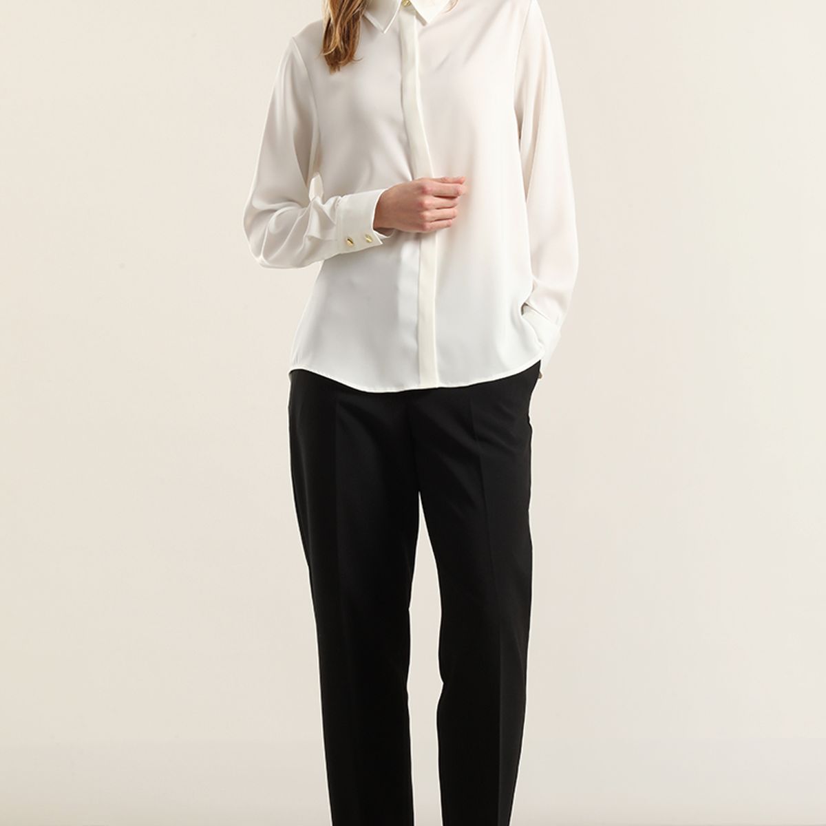LIOLA - Blusa Basica Satin Opaco, Crudo Liola