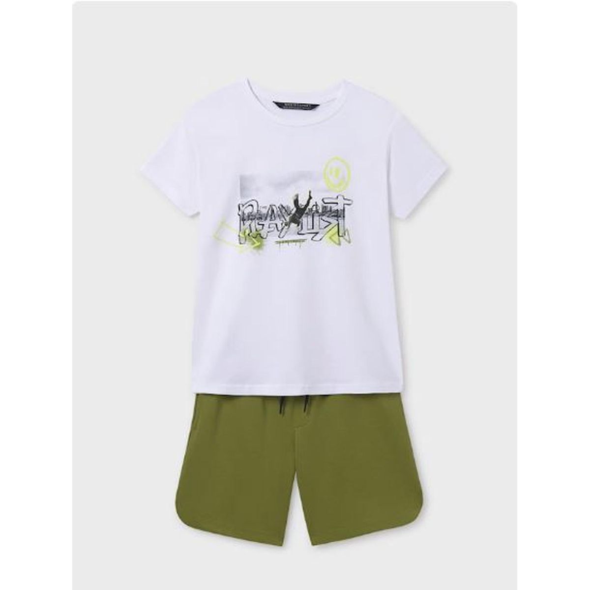 MAYORAL - Conjunto bermuda y camiseta urbana chicos