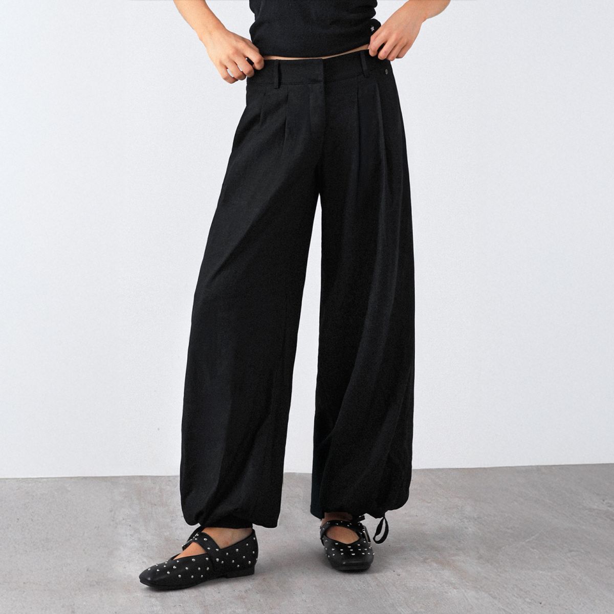RAINDOOR - Pantalón Balloon Lino Negro Mujer Raindoor