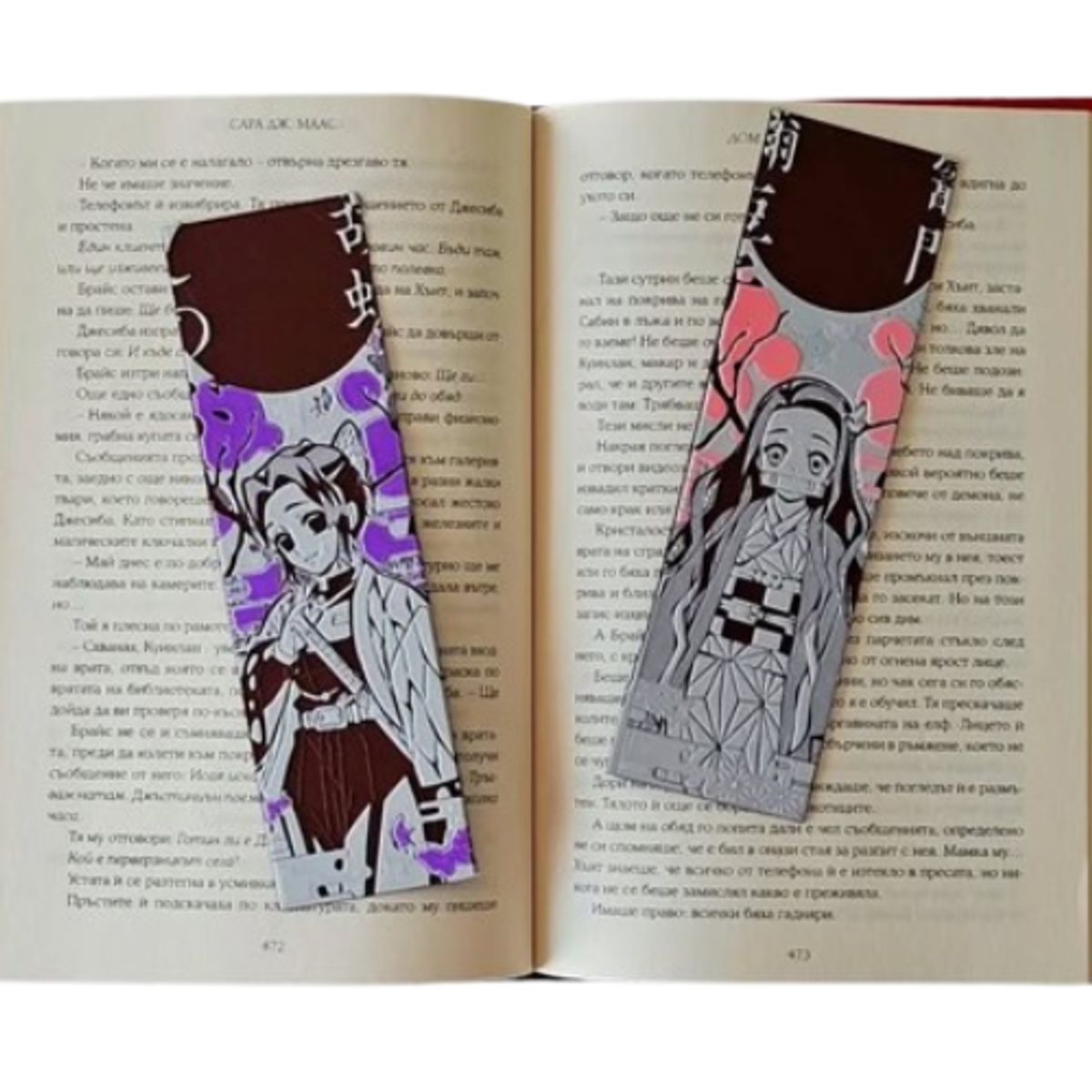 GENERICO - Marcapáginas Demon Slayer - Nezuko y Shinobu