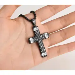 GENERICO - Colgante Cruz Negra Diseño Premium Masculino