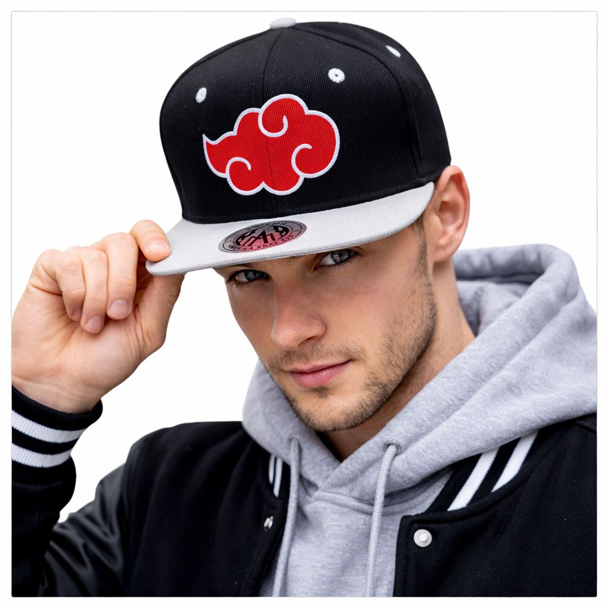 LA CASA DE LOS AROMAS - Gorra Snapback Akatsuki Negra Visera Blanca
