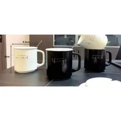 GENERICO - TAZA CON TAPA Y BOMBILLA 370ML