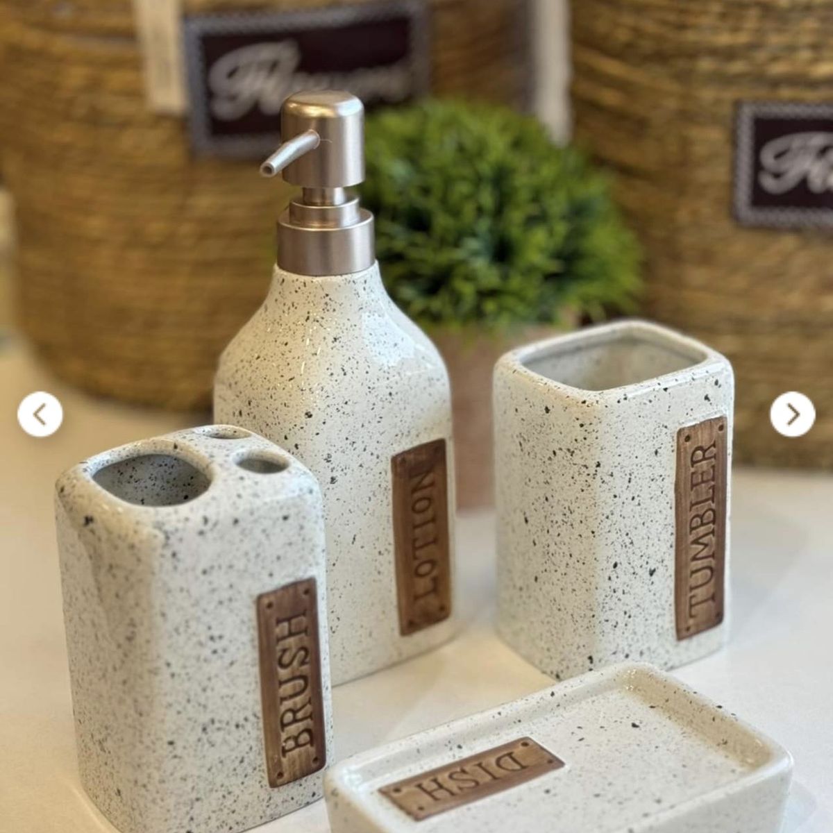 GENERICO - Set de Accesorios de Baño 4 Piezas Cerámica