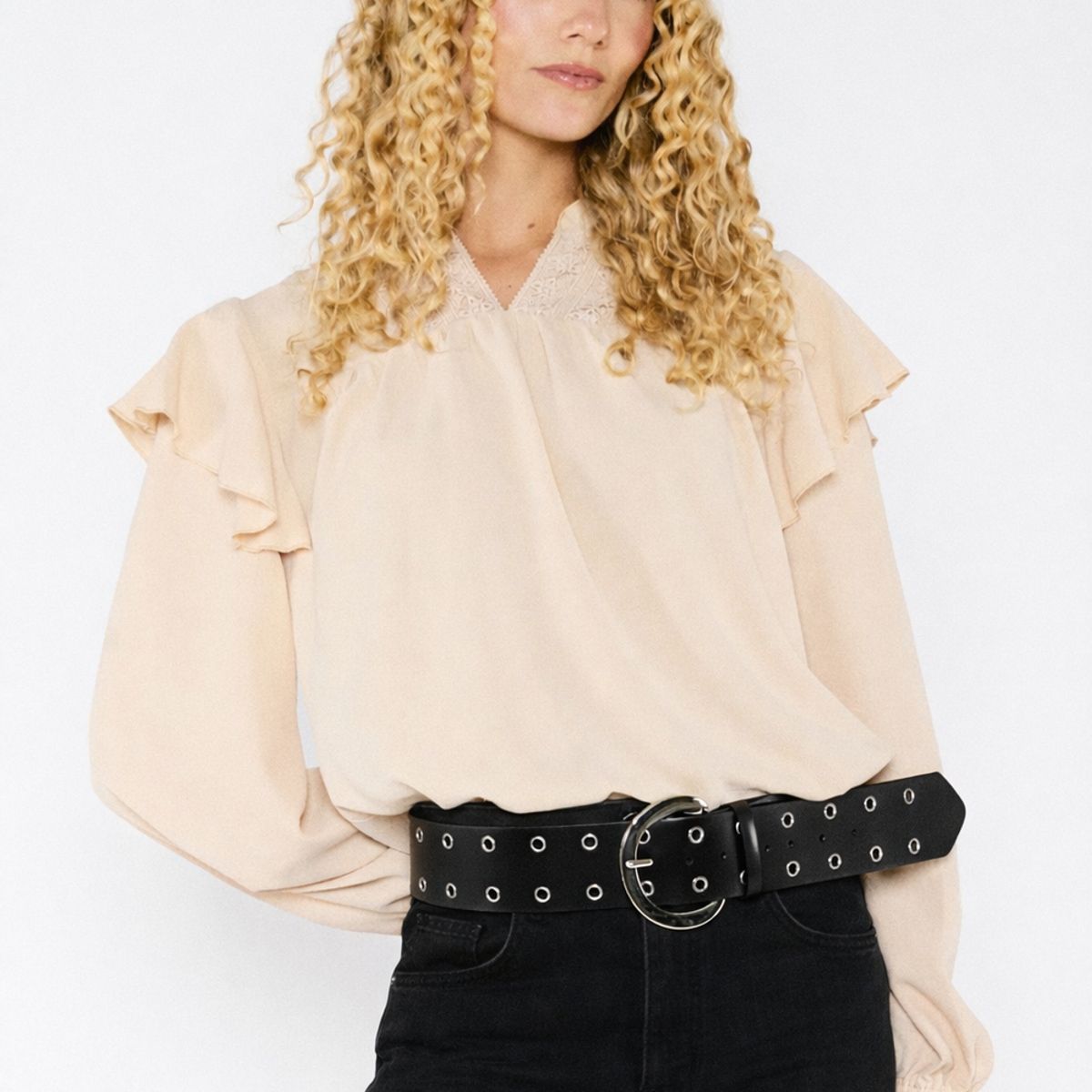 ECLIPSE - Cinturón Ojetillos Belén Negro