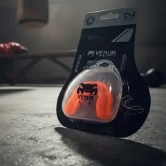 VENUM - Protector Bucal Predator Nextfit Gel Boxeo MMA + Estuche NARANJO