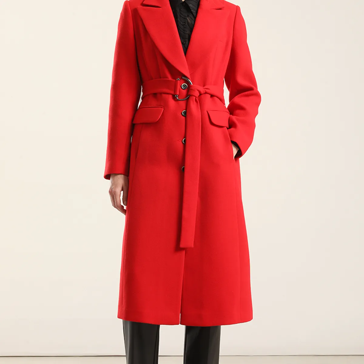 LIOLA - Abrigo Largo Lazada, Muflon Rojo Liola
